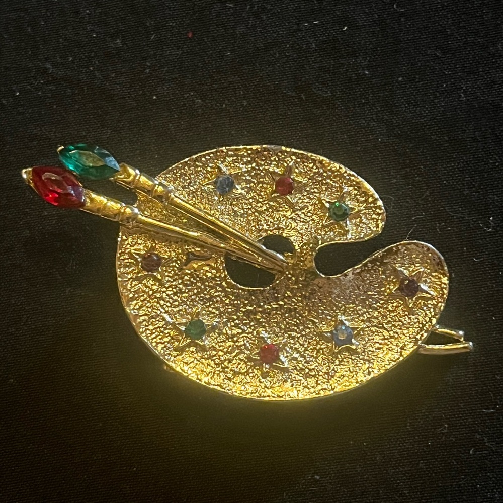 Vintage Gold Tone Artist Palette Brooch with Multicolor Accents